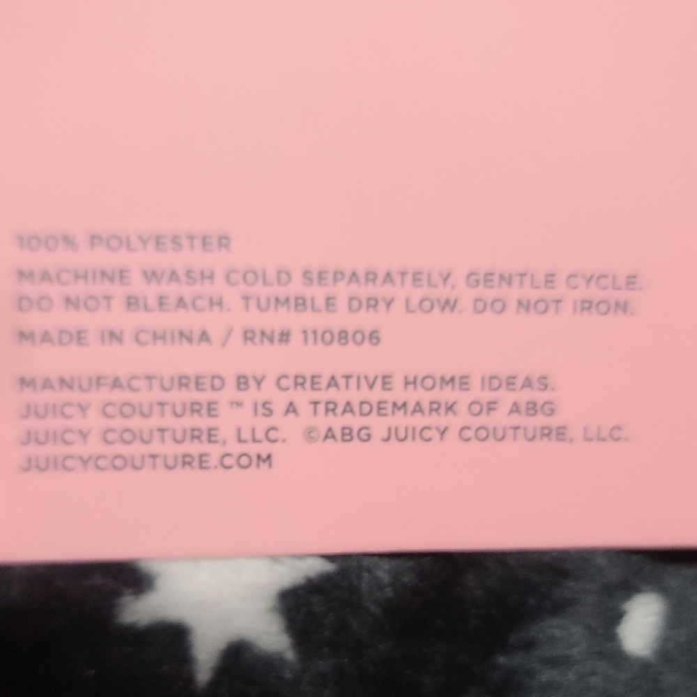 Juicy Couture Blanket Pink Witchy Hat And Bat Design Plush Printed Throw Nwt - Picture 5 of 8